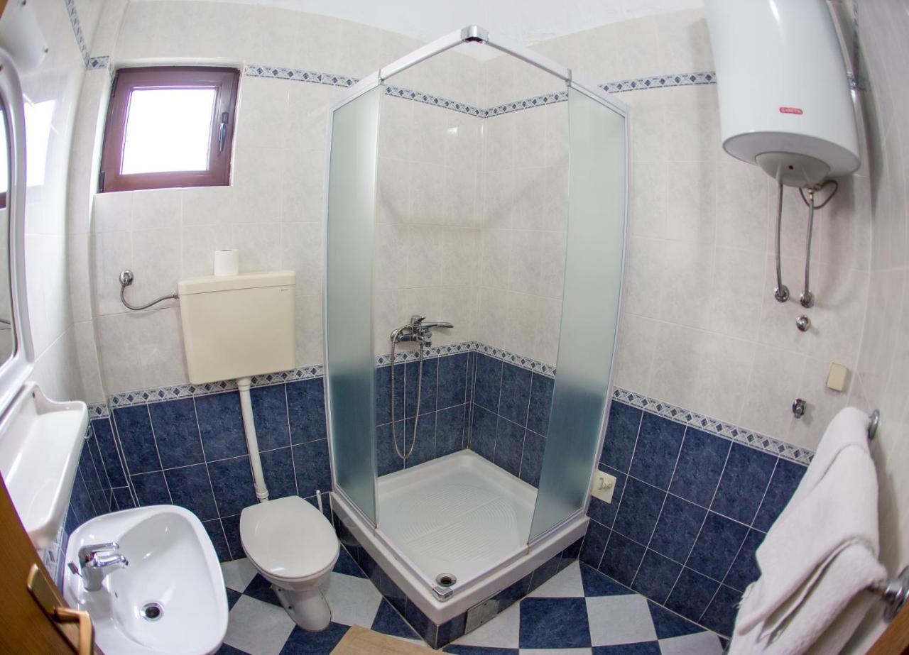Guest House Mandarina Budva Exterior photo