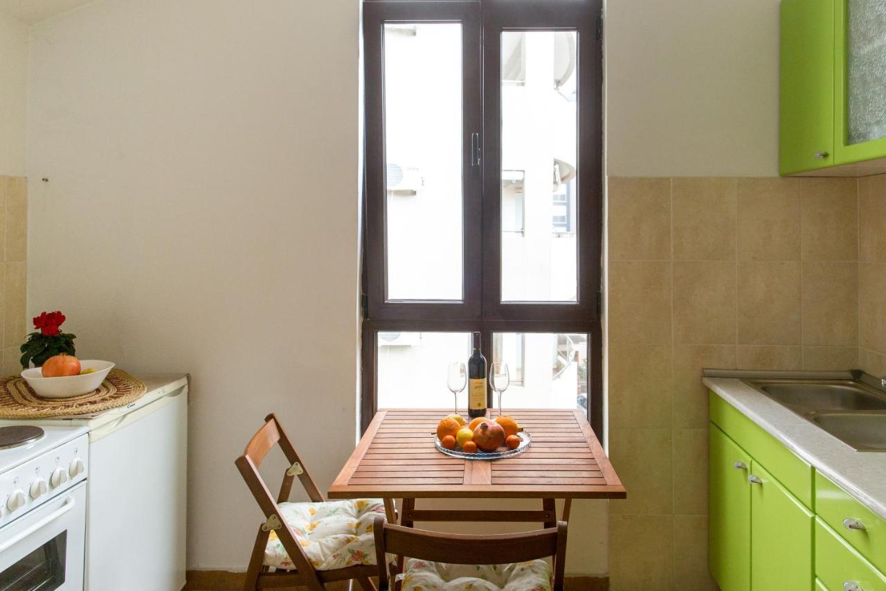 Guest House Mandarina Budva Exterior photo