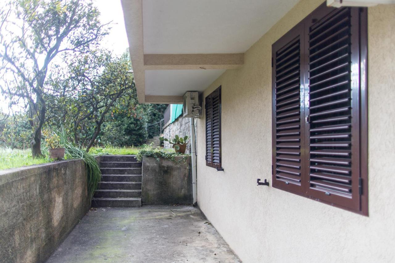 Guest House Mandarina Budva Exterior photo