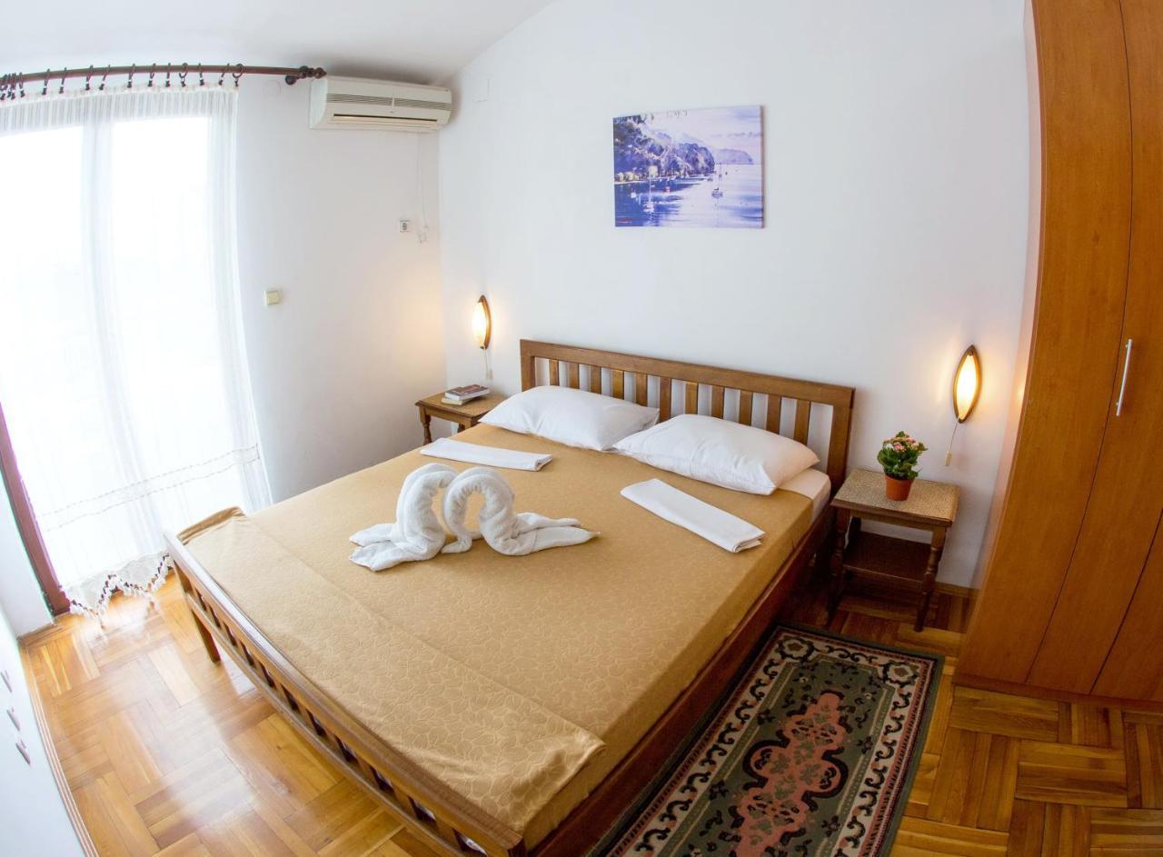 Guest House Mandarina Budva Exterior photo